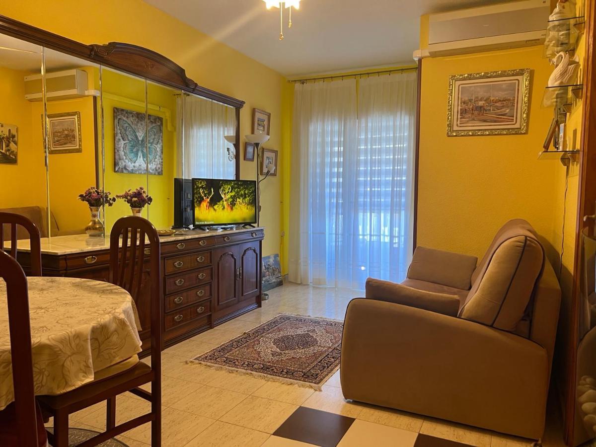 Apartament Montana Torrevieja Bagian luar foto