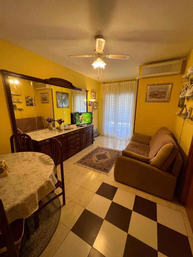 Apartament Montana Torrevieja Bagian luar foto