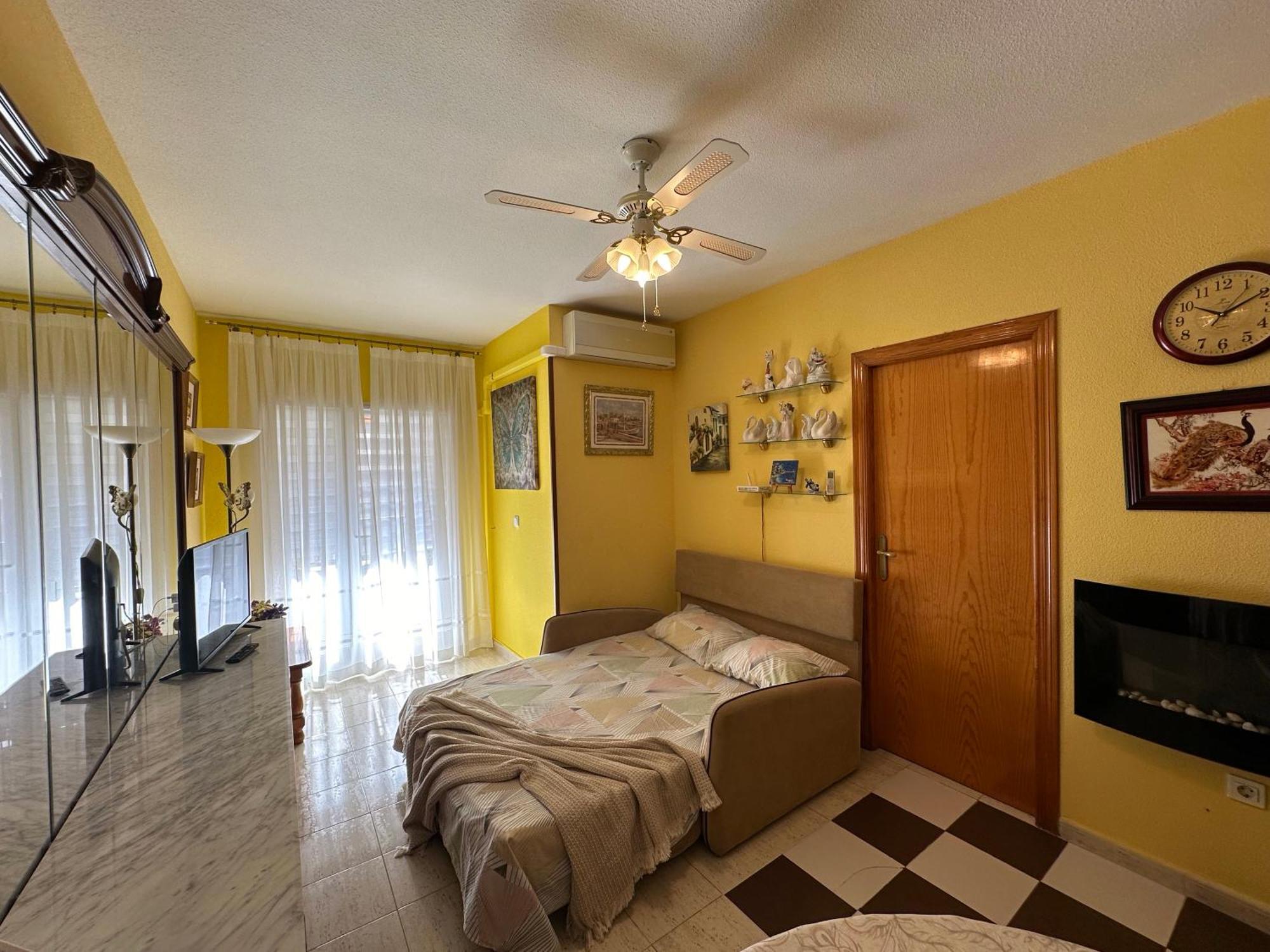 Apartament Montana Torrevieja Bagian luar foto