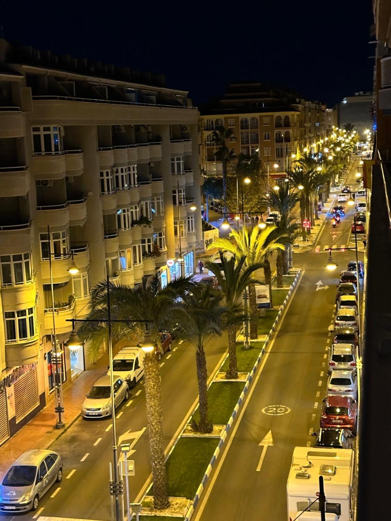 Apartament Montana Torrevieja Bagian luar foto